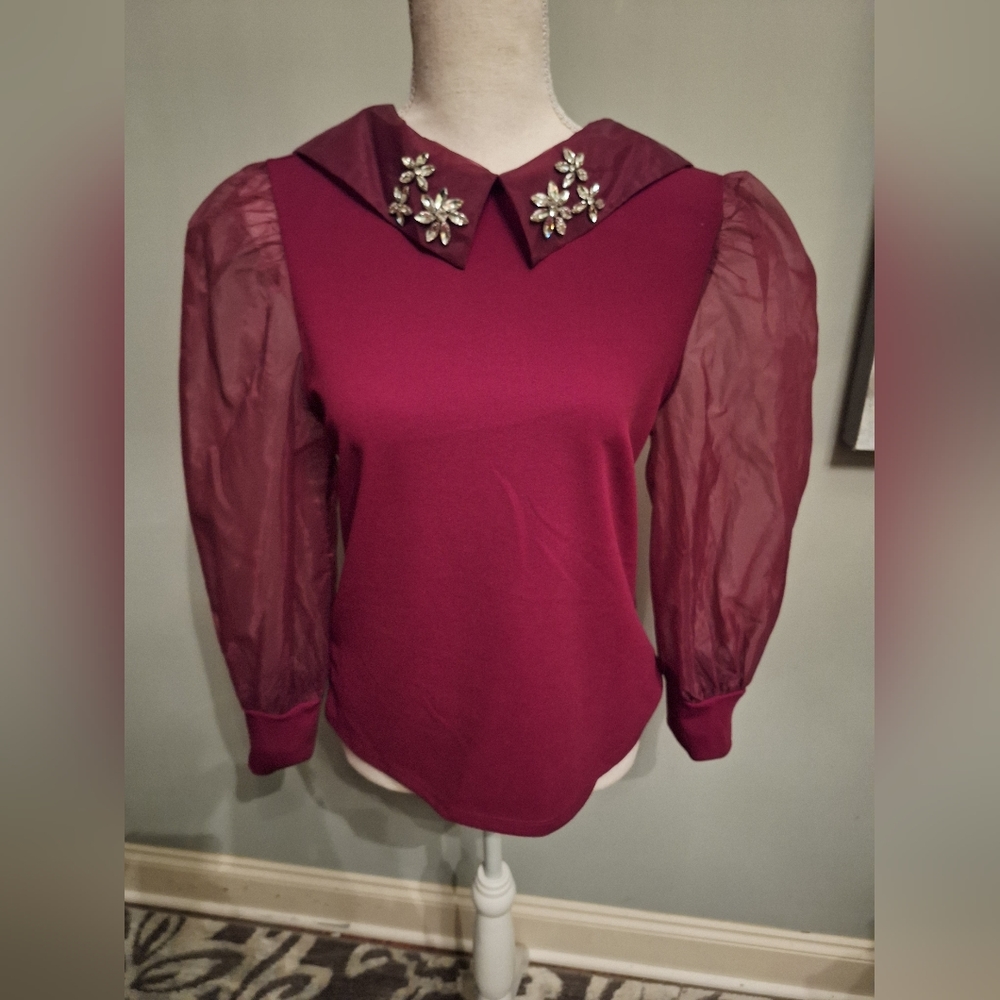 NWT  Marc Jacobs Beet Root Sheer Sleeve Blouse Size S